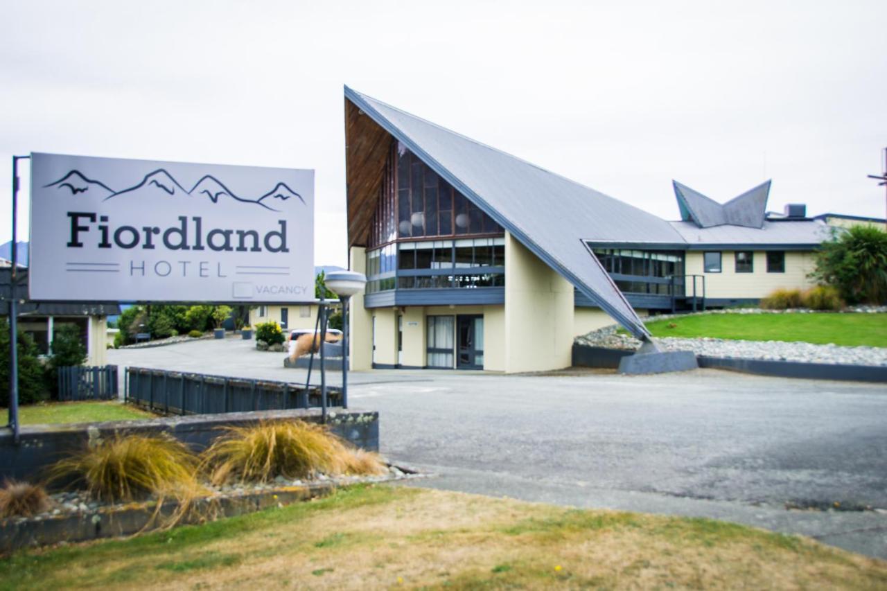 Fiordland Hotel Те-Анау Экстерьер фото