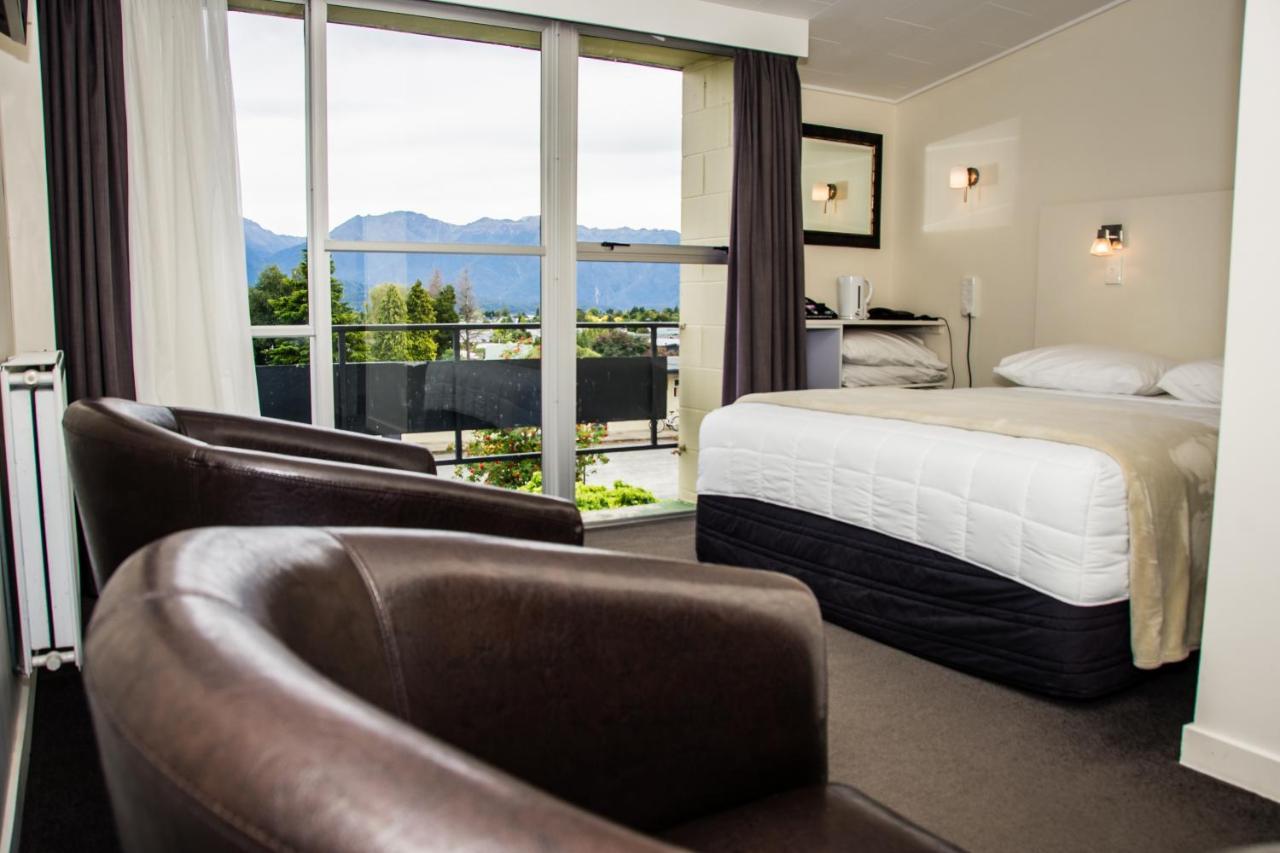 Fiordland Hotel Те-Анау Экстерьер фото