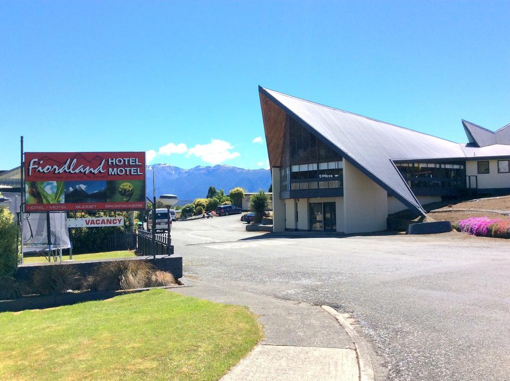 Fiordland Hotel Те-Анау Экстерьер фото